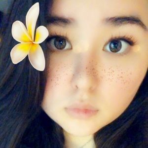 Meet your Posher, Yolanda